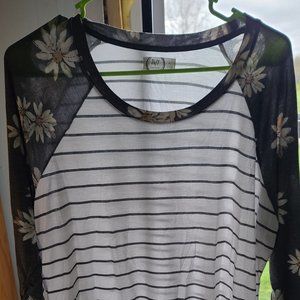 Maurices womens top size XL